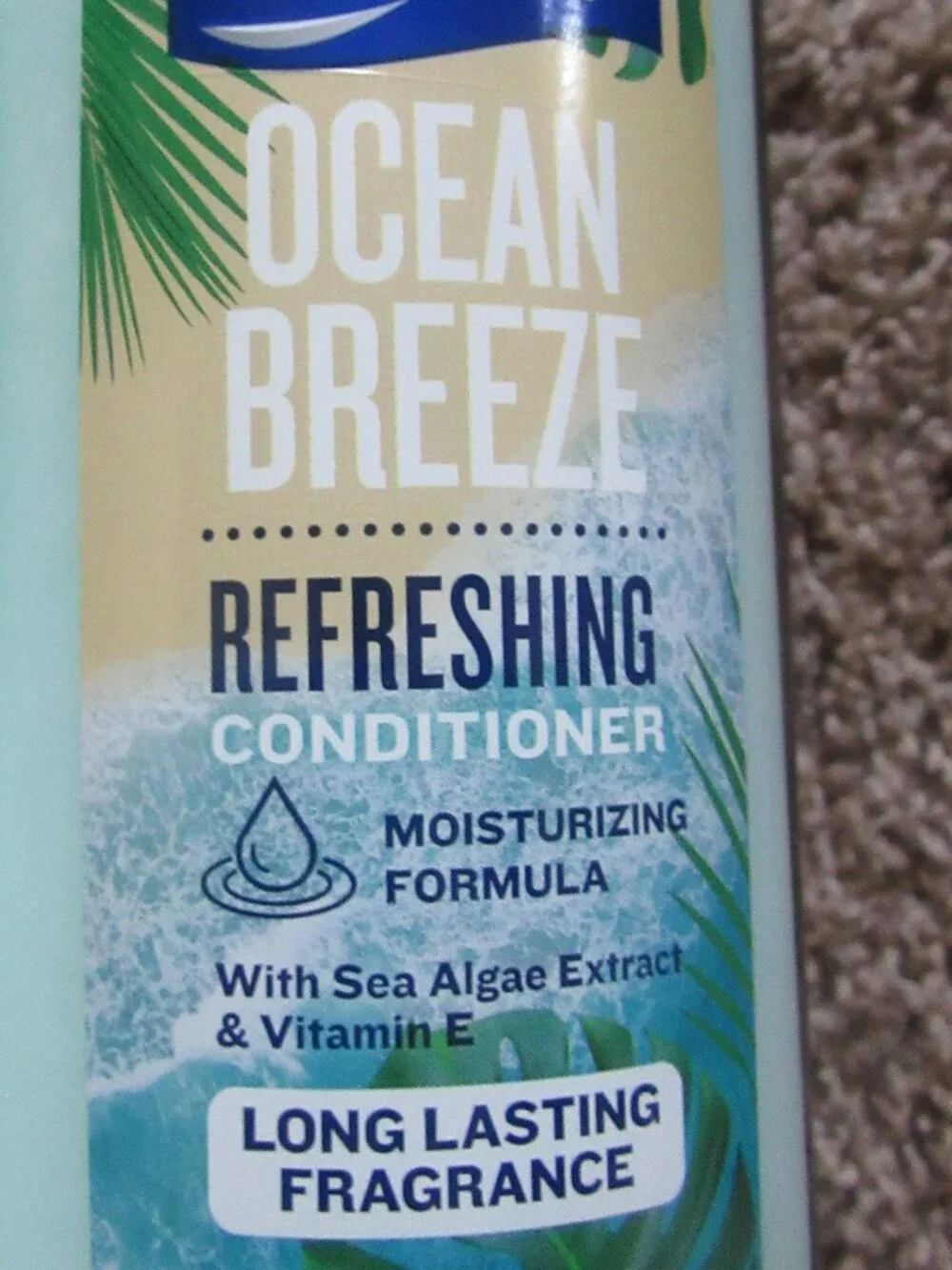 NIP 2 Family Size Bottles Suave Ocean Breeze Refreshing Conditioner 22.5 oz. ea.